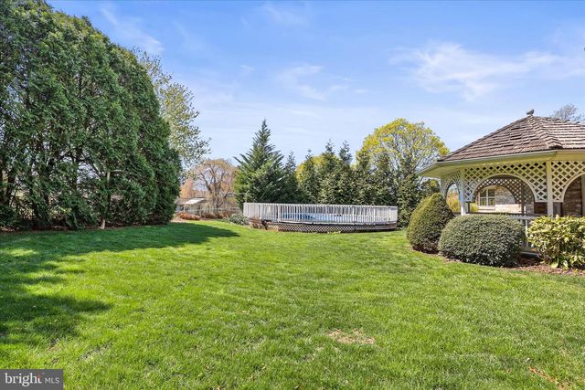 2564 AUDLYN DRIVE, York, PA 17408