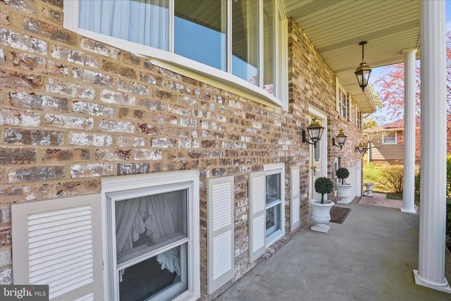2564 AUDLYN DRIVE, York, PA 17408