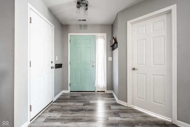 32 Fillmore Way, Westfield, IN 46074