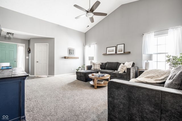 32 Fillmore Way, Westfield, IN 46074