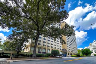 2479 Peachtree Road NE APT 317, Atlanta, GA 30305