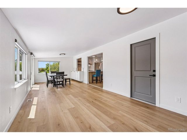 862 S Simms St, Lakewood, CO 80228