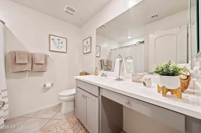17776 W OBERLIN Way, Surprise, AZ 85387