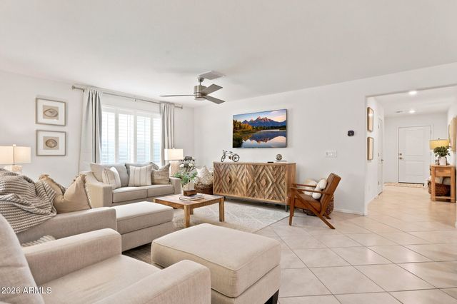 17776 W OBERLIN Way, Surprise, AZ 85387