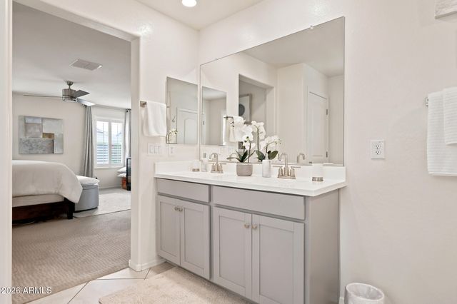 17776 W OBERLIN Way, Surprise, AZ 85387