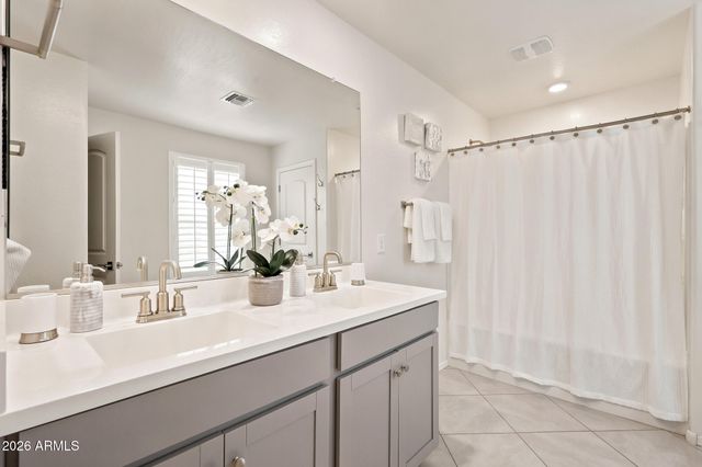 17776 W OBERLIN Way, Surprise, AZ 85387