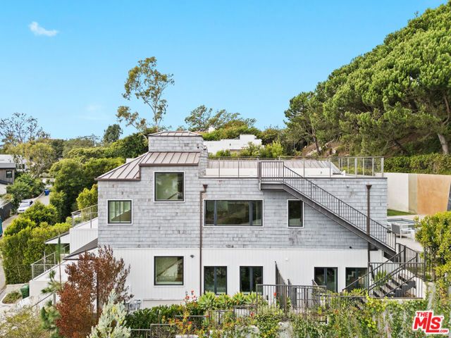 1324 Monument Street, Pacific Palisades (los Angeles), CA 90272