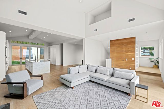 1324 Monument Street, Pacific Palisades (los Angeles), CA 90272