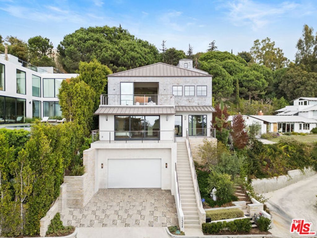 1324 Monument Street, Pacific Palisades (los Angeles), CA 90272