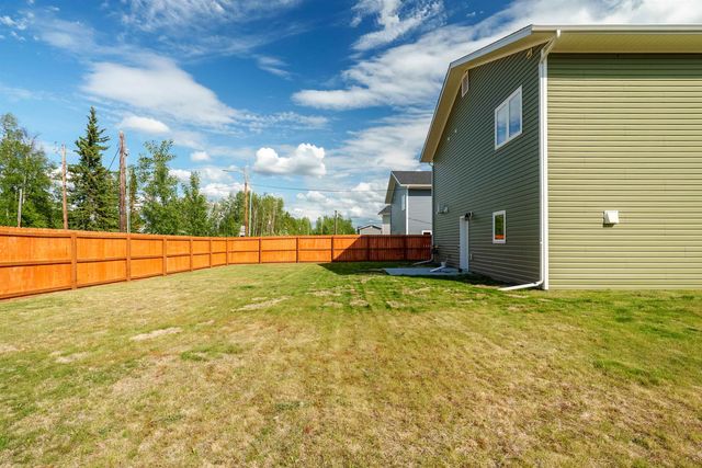 2683 STRYKER LOOP, North Pole, AK 99705