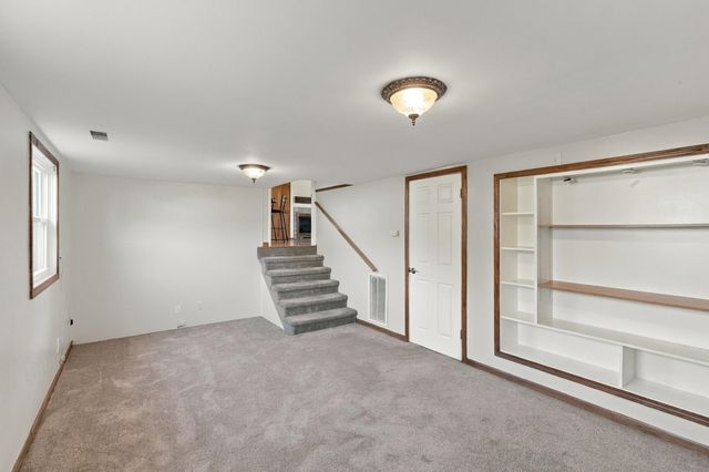 112 Overbrook Drive, Flushing City, MI 48433