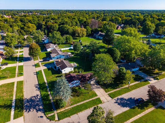 112 Overbrook Drive, Flushing City, MI 48433