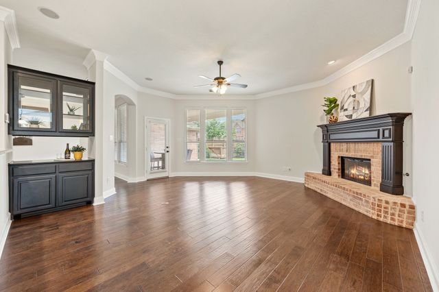 2046 Boone Circle, Frisco, TX 75033