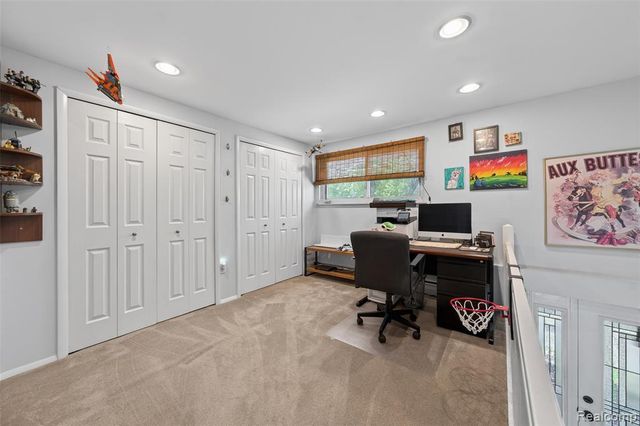 2260 Shankin Drive, Walled Lake, MI 48390