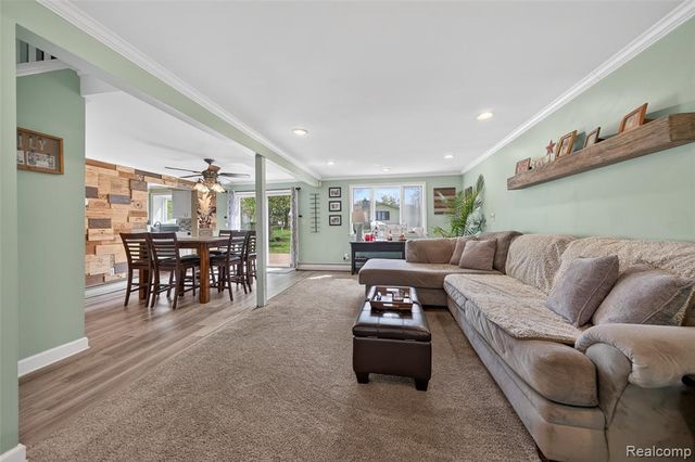 2260 Shankin Drive, Walled Lake, MI 48390