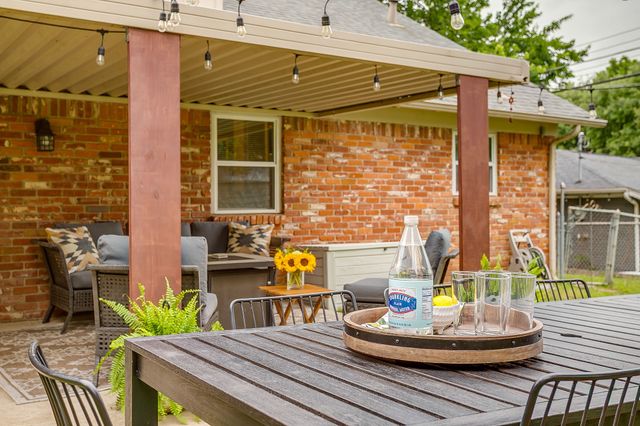 5248 Greene Avenue, Fort Worth, TX 76133