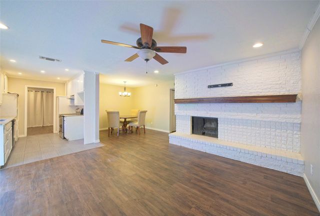 1421 Cross Bend Road, Plano, TX 75023