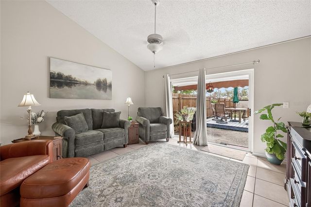 3242 LAUREL DALE DRIVE, Tampa, FL 33618