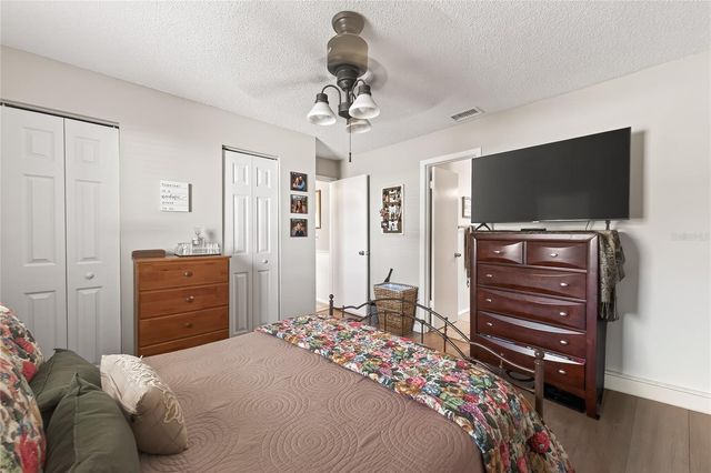 3242 LAUREL DALE DRIVE, Tampa, FL 33618