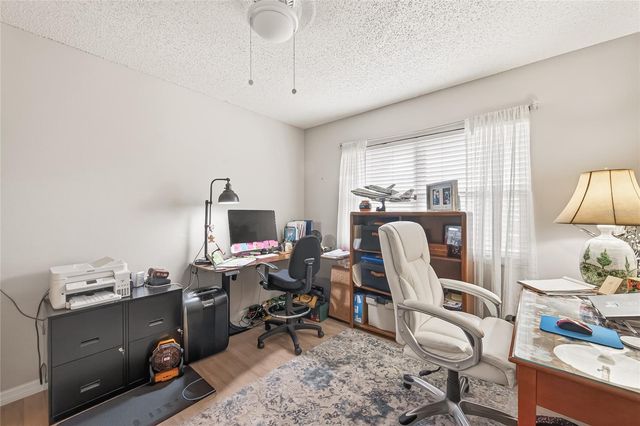 3242 LAUREL DALE DRIVE, Tampa, FL 33618