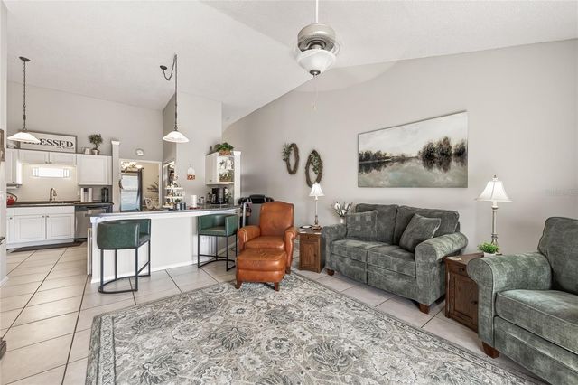 3242 LAUREL DALE DRIVE, Tampa, FL 33618