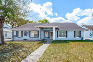 3242 LAUREL DALE DRIVE, Tampa, FL 33618