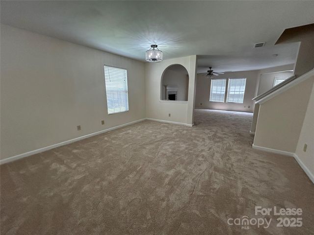 4718 Reinbeck Drive, Charlotte, NC 28269