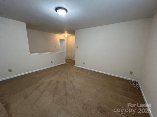 4718 Reinbeck Drive, Charlotte, NC 28269