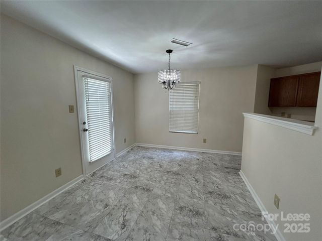 4718 Reinbeck Drive, Charlotte, NC 28269