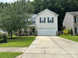4718 Reinbeck Drive, Charlotte, NC 28269