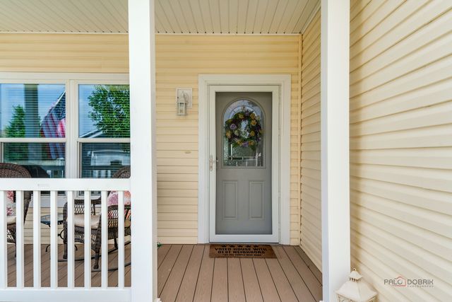 1459 Equestrian Drive, Grayslake, IL 60030