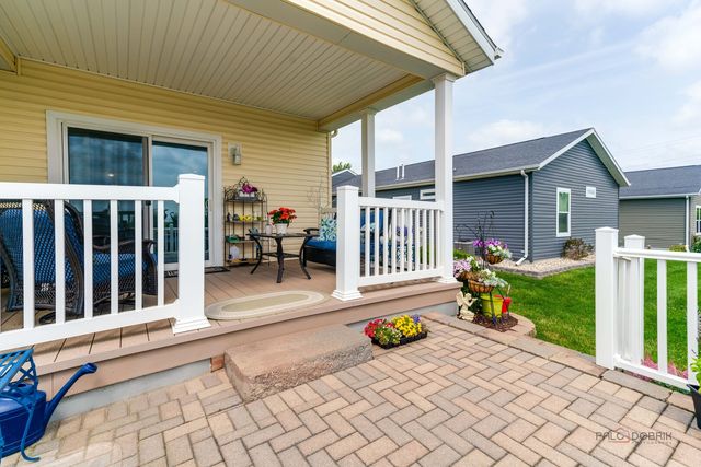 1459 Equestrian Drive, Grayslake, IL 60030