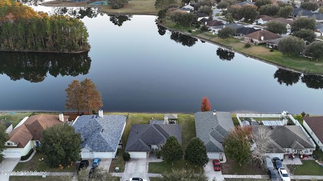 9436 PROSPERITY LAKE Drive, Jacksonville, FL 32244