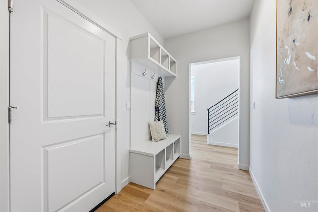 9625 W Kate Dr, Boise, ID 83714