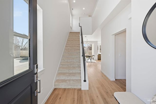 9625 W Kate Dr, Boise, ID 83714