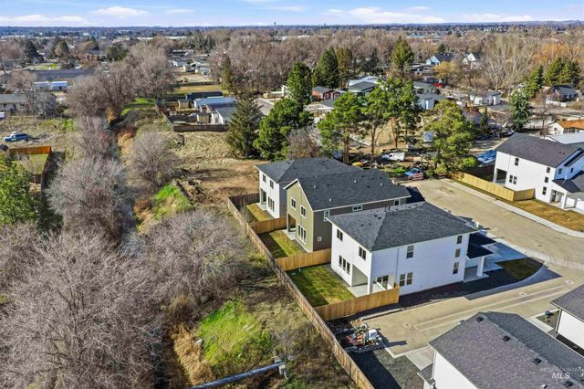 9625 W Kate Dr, Boise, ID 83714