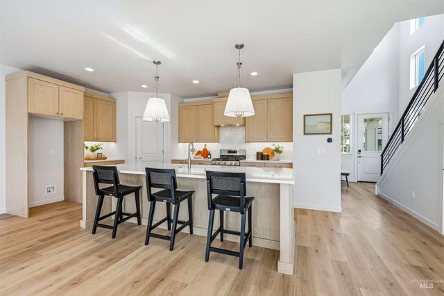 9625 W Kate Dr, Boise, ID 83714