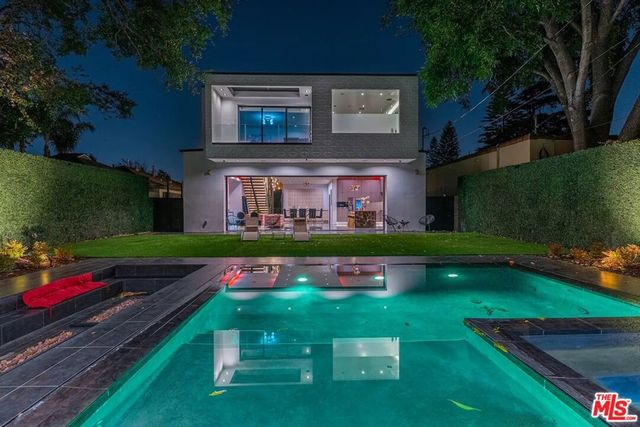 11246 Kling Street, North Hollywood, CA 91602