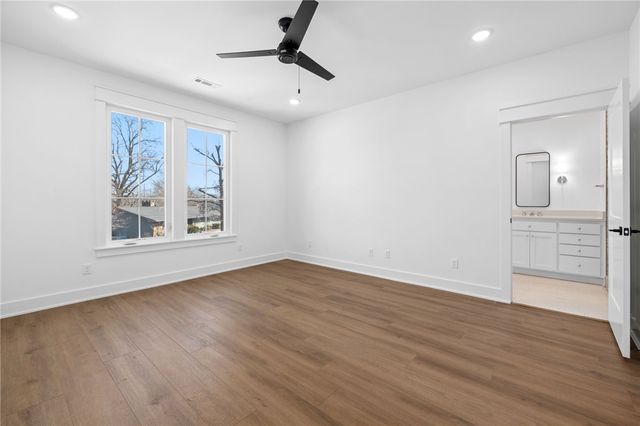 837 NW 14th Street, Bentonville, AR 72712