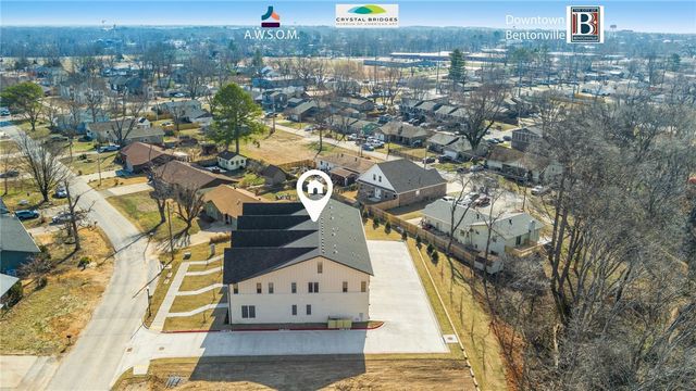 837 NW 14th Street, Bentonville, AR 72712
