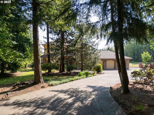 37310 Fawn Dr, Lebanon, OR 97355