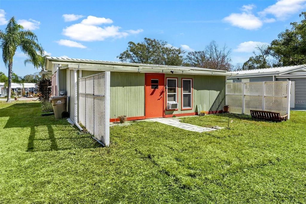 Image 26 of property listing at 2461 KAREN DRIVE, Mount Dora, FL 32757