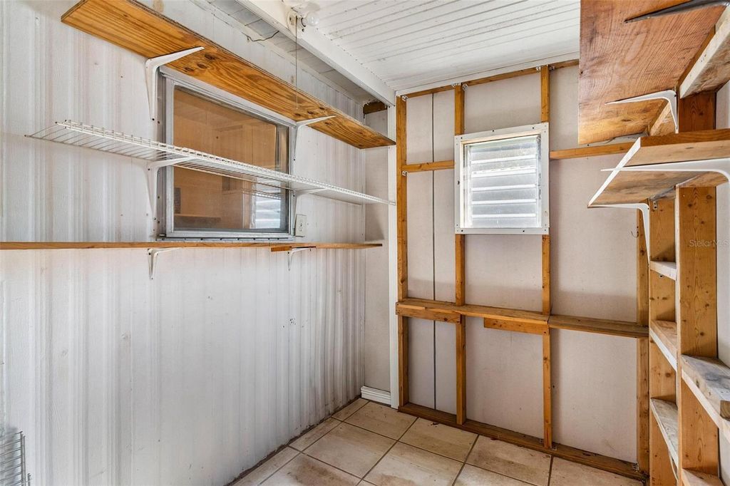 Image 31 of property listing at 2461 KAREN DRIVE, Mount Dora, FL 32757