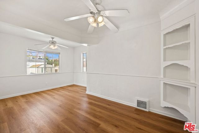 141 S Vista Street, Los Angeles, CA 90036