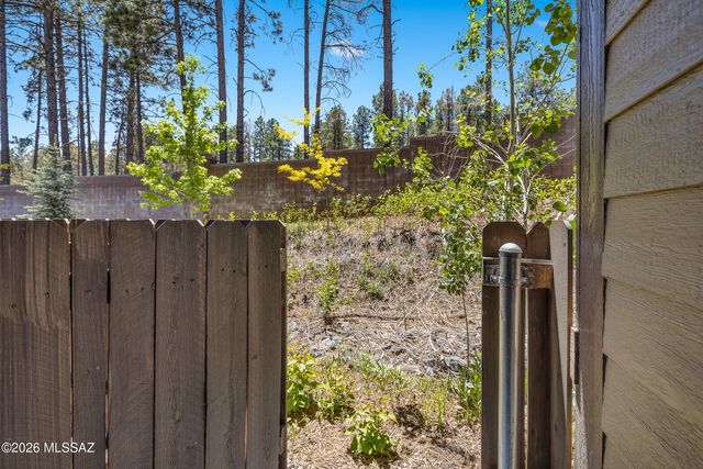 2477 W Mission Timber Circle, Flagstaff, AZ 86001