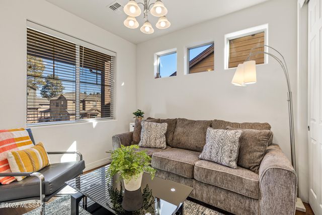 2477 W Mission Timber Circle, Flagstaff, AZ 86001