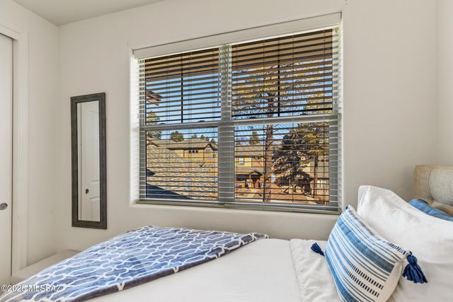 2477 W Mission Timber Circle, Flagstaff, AZ 86001