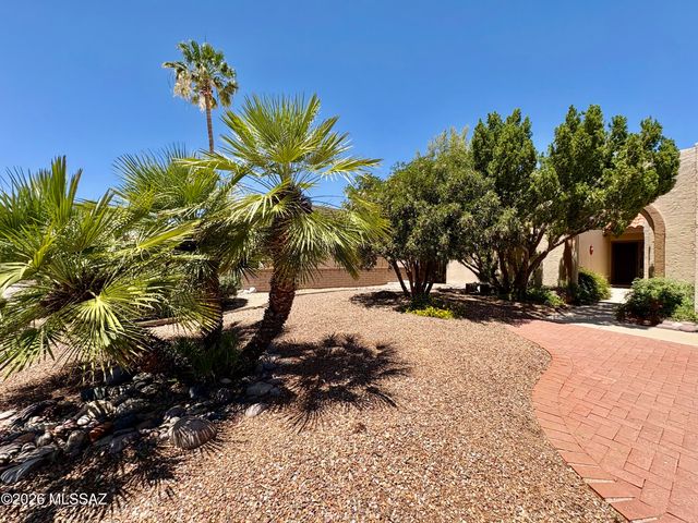 696 W Rio Altar, Green Valley, AZ 85614