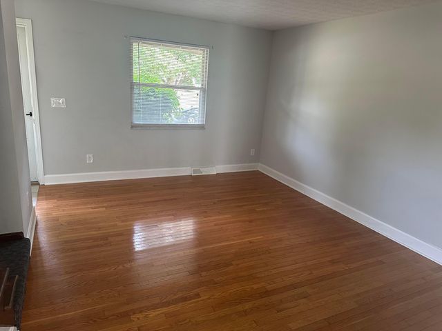 4867 Dierker Road, Columbus, OH 43220