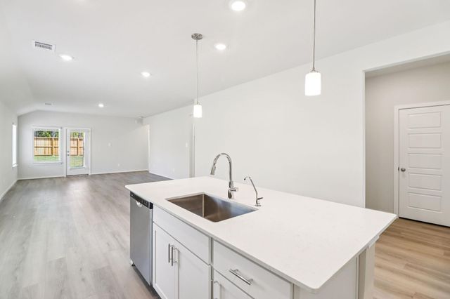 17791 Mill Manor Drive, Montgomery, TX 77316